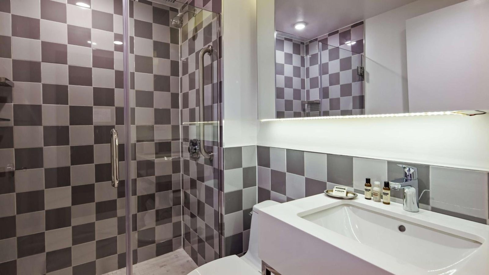 Best Western Premier Empire State Hotel — photo 4