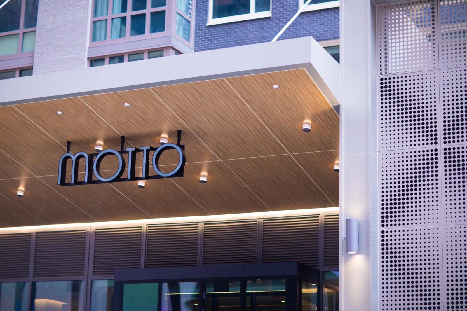 Motto By Hilton New York City Times Square — photo 2