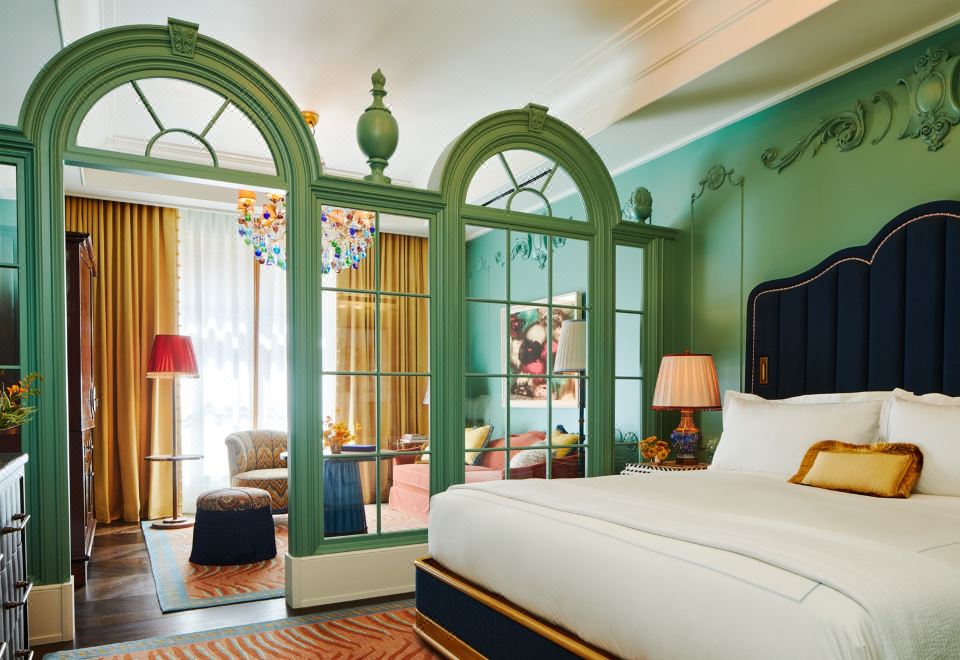 The Fifth Avenue Hotel